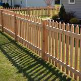 Штакетник для забора: виды, особенности и рекомендации по выбору