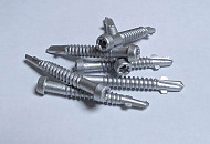 НОВИНКА: шуруп-флюгель с уменьшенной головкой